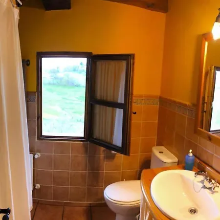 L'espantayu Hotel Cereceda (Asturias)