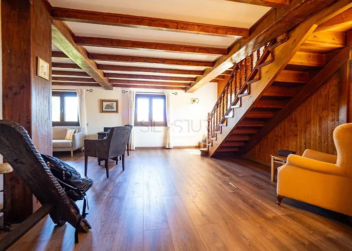 Hotel El Balcon Del Profesor By Silastur Cereceda (Asturias)